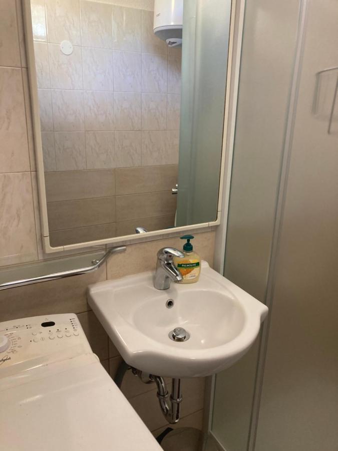 App Goga Appartement Umag Buitenkant foto