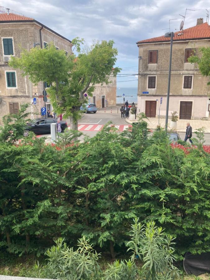 App Goga Appartement Umag Buitenkant foto