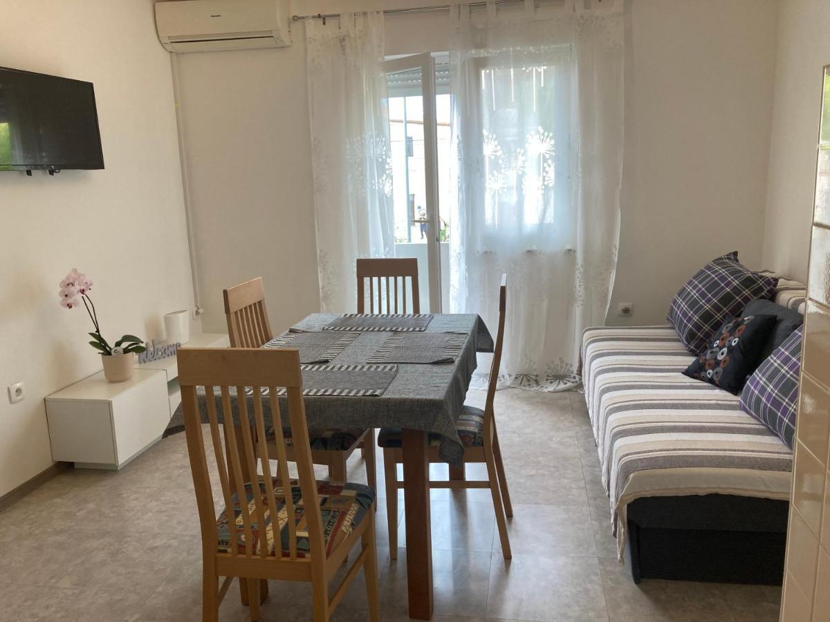 App Goga Appartement Umag Buitenkant foto